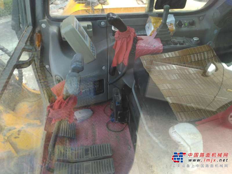 辽宁出售转让二手5000小时2012年龙工LG6060挖掘机