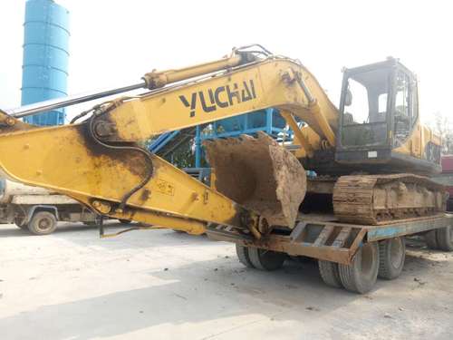 山东出售转让二手9500小时2010年玉柴YC230LC挖掘机