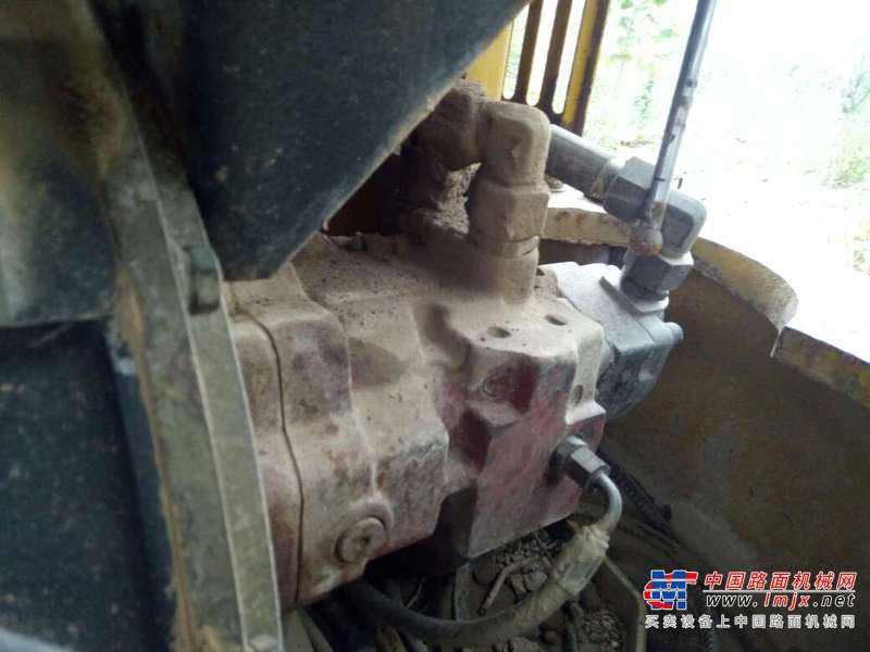 山西出售转让二手8000小时2010年卡特重工CT60挖掘机