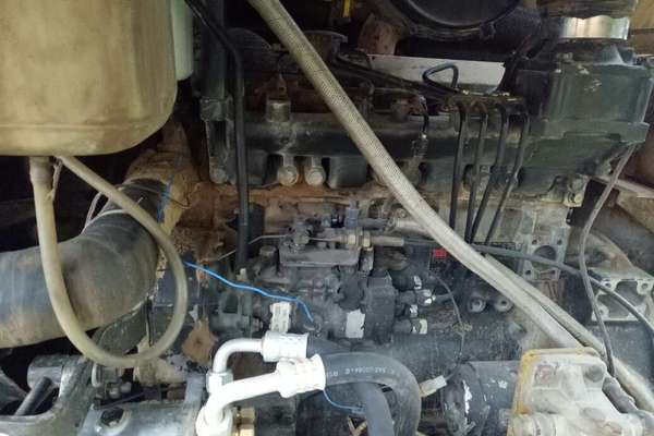 山西出售转让二手8000小时2010年卡特重工CT60挖掘机