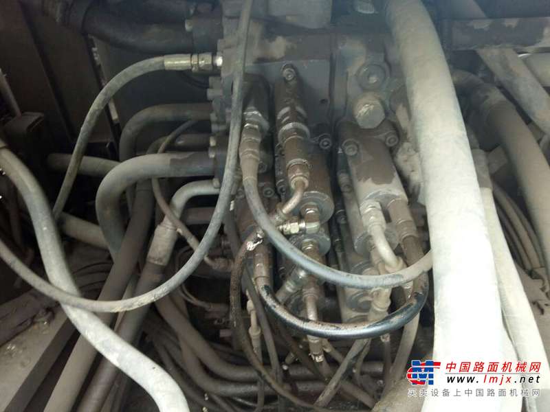 贵州出售转让二手8000小时2011年凯斯CX240B挖掘机