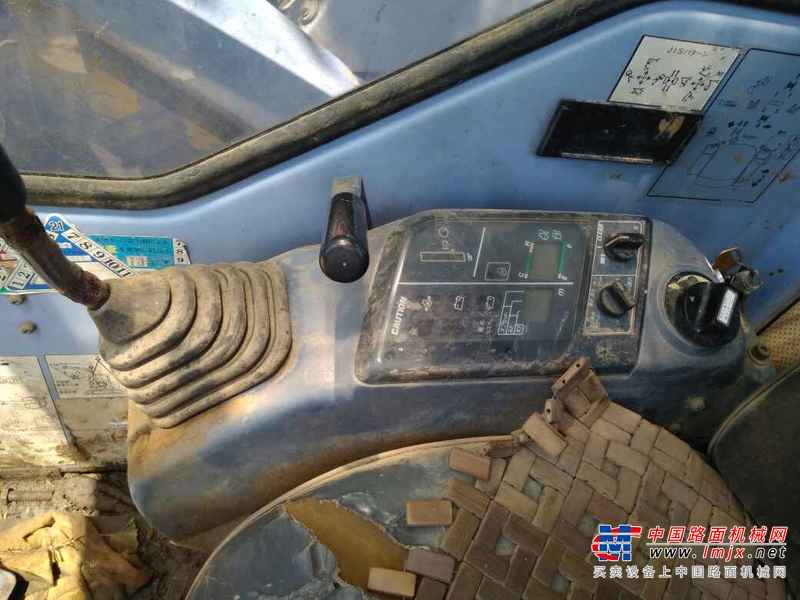 河北出售转让二手8000小时2004年小松PC75UU挖掘机