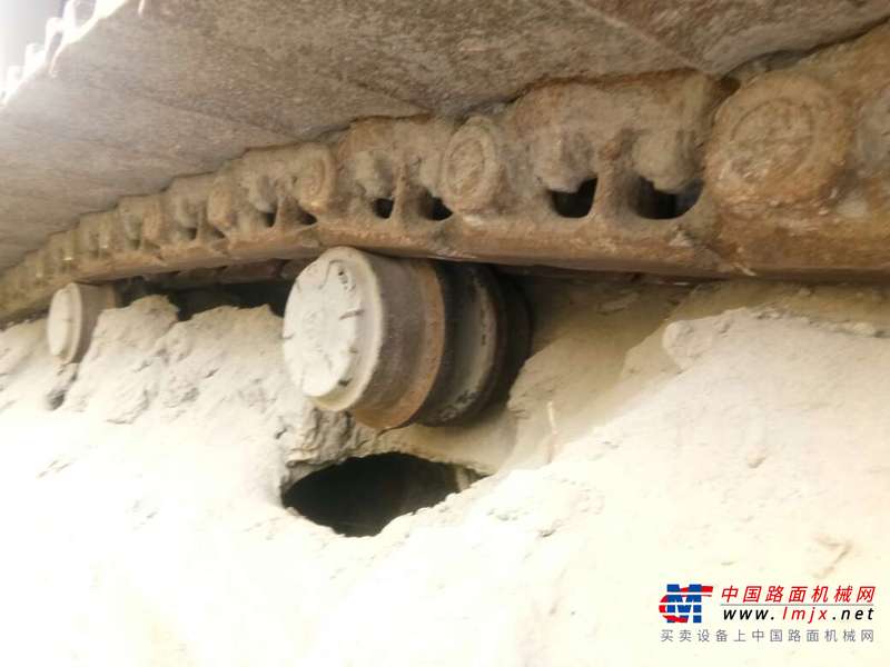 山东出售转让二手5000小时2011年沃尔沃EC200B挖掘机
