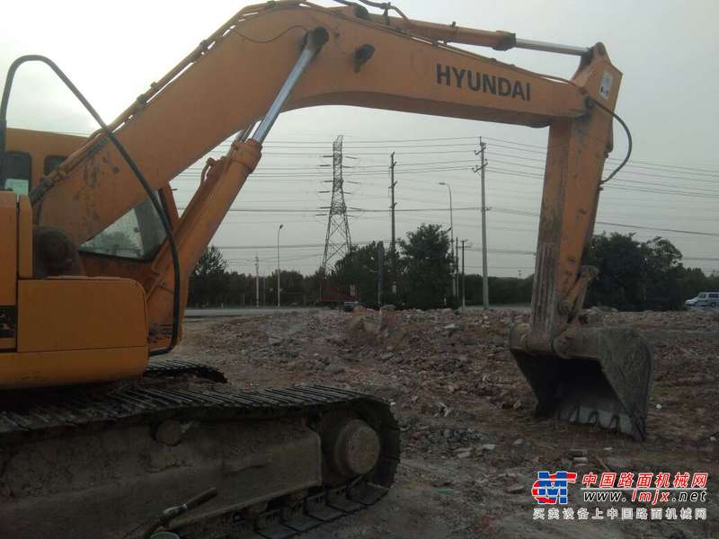 河北出售转让二手8000小时2008年现代R305LC挖掘机