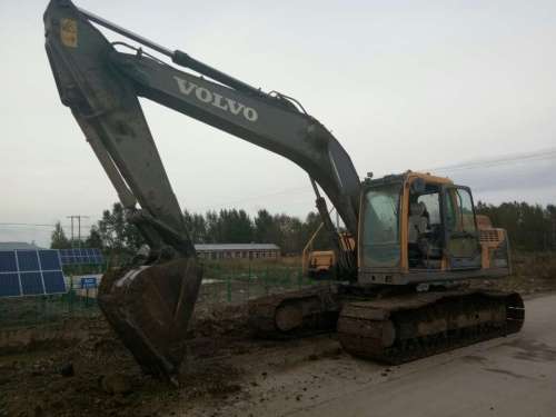 黑龙江出售转让二手9900小时2011年沃尔沃EC210BLC挖掘机