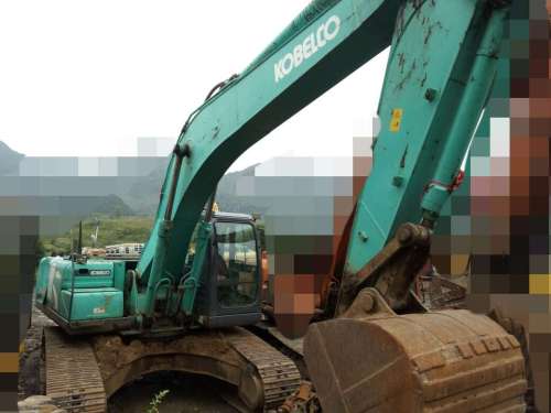 贵州出售转让二手6600小时2009年神钢SK260LC挖掘机