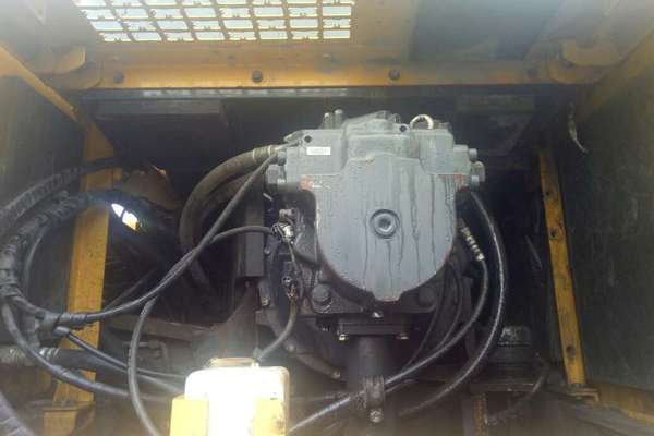 江西出售转让二手5200小时2014年小松PC450挖掘机