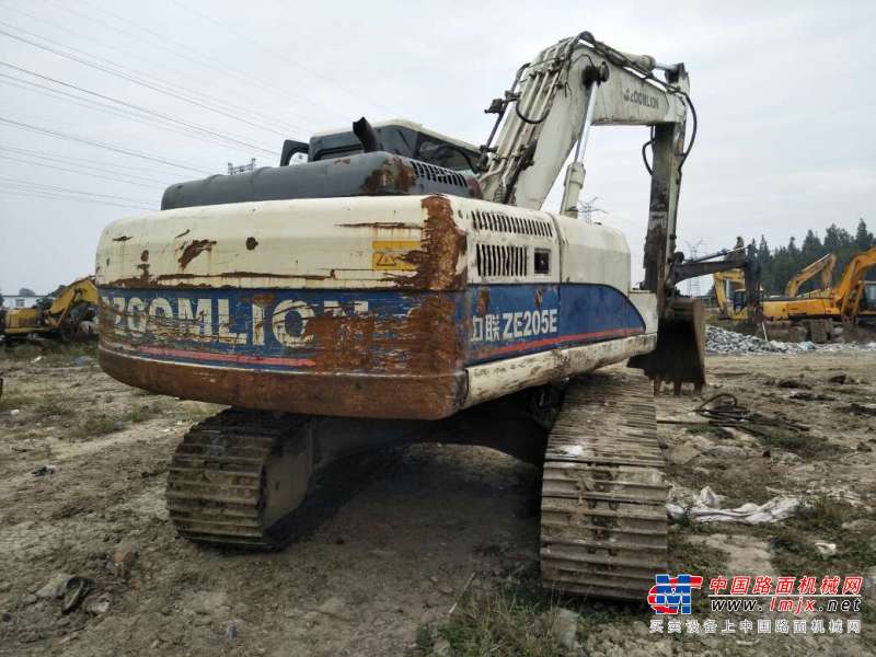 安徽出售转让二手8500小时2010年中联重科ZE205E挖掘机