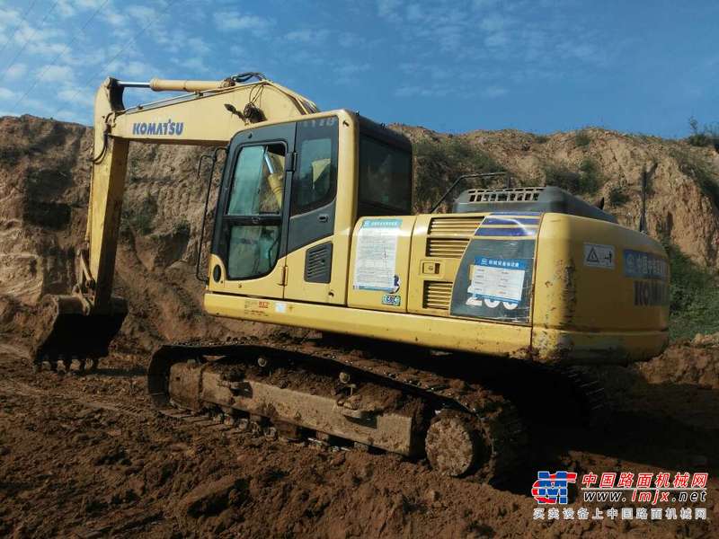 山西出售转让二手9947小时2010年小松PC200挖掘机