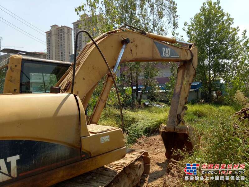 江西出售转让二手11000小时2005年卡特彼勒320C挖掘机