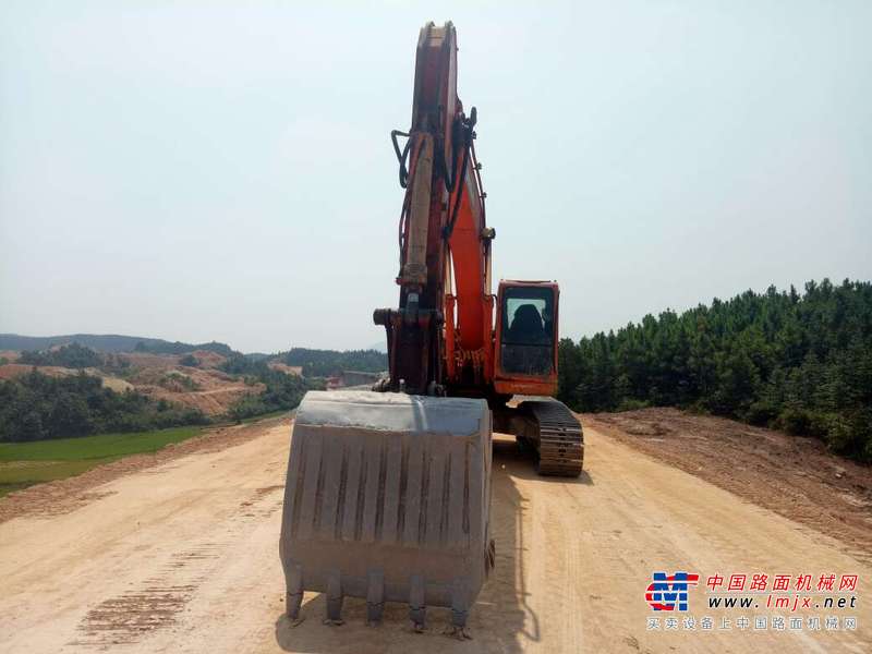 江西出售转让二手8700小时2010年斗山DH220LC挖掘机