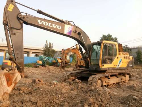 山东出售转让二手6000小时2010年沃尔沃EC210BLC挖掘机