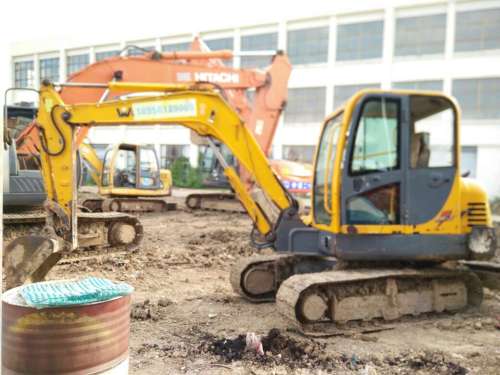安徽出售转让二手7000小时2012年沃得重工W260挖掘机