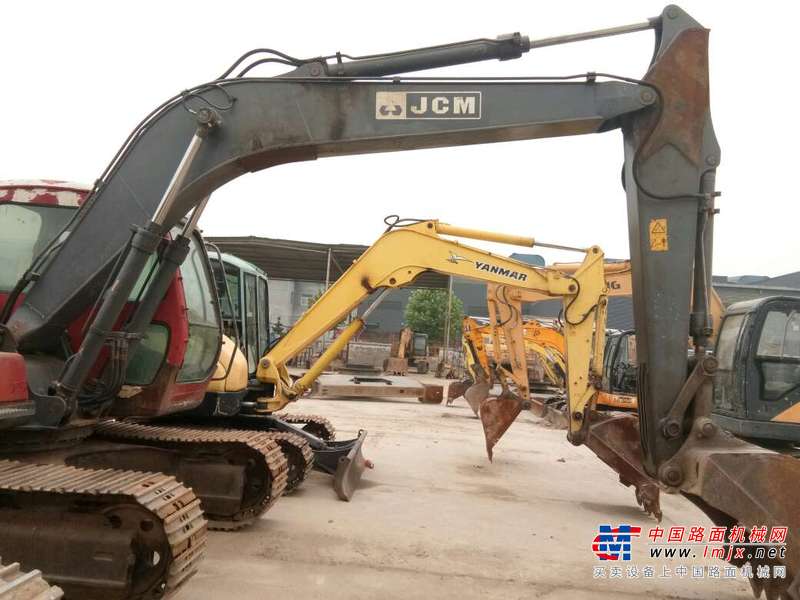 山东出售转让二手8000小时2007年山重建机JCM913B挖掘机