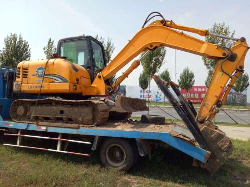 辽宁出售转让二手4000小时2011年龙工LG6085挖掘机