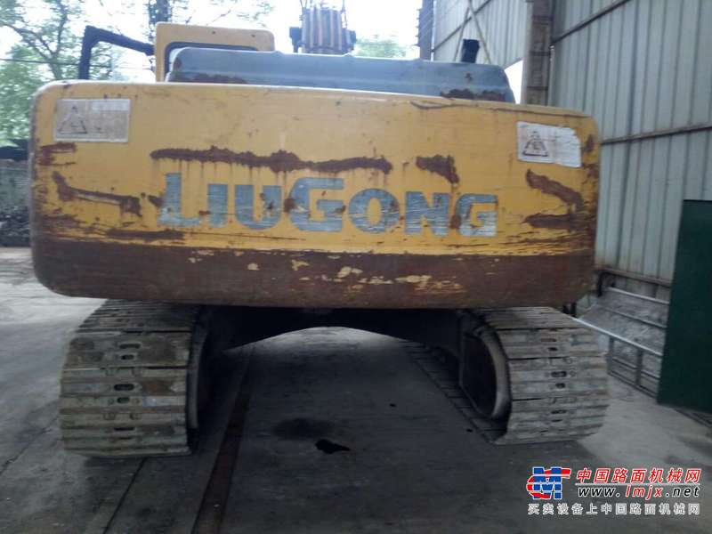 陕西出售转让二手8800小时2009年柳工CLG225C挖掘机