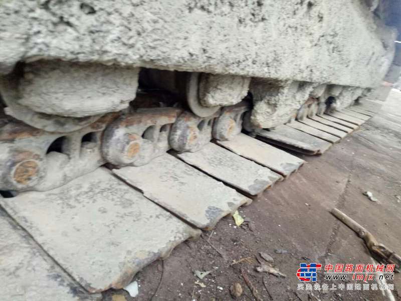 陕西出售转让二手8200小时2010年柳工CLG225C挖掘机