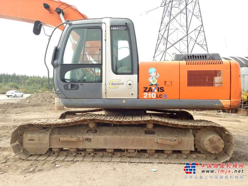辽宁出售转让二手5300小时2011年日立ZX210LC挖掘机