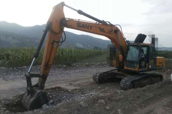 山西出售转让二手11344小时2010年三一重工SY215C挖掘机