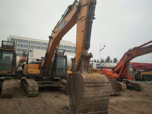 宁夏出售转让二手4600小时2015年三一重工SY305C挖掘机