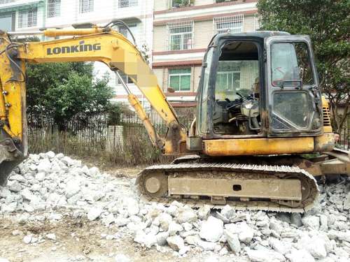 贵州出售转让二手6500小时2010年龙工LG6085挖掘机