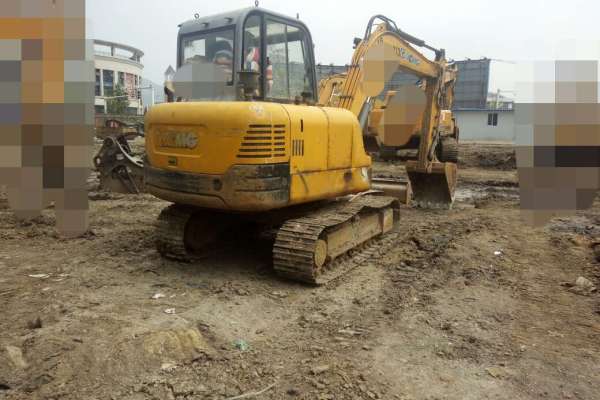 贵州出售转让二手5000小时2013年徐工XE60挖掘机