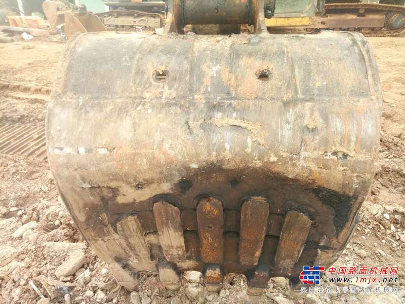 江西出售转让二手8000小时2011年徐工XE150D挖掘机
