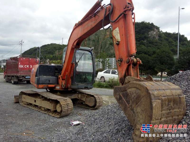 贵州出售转让二手2500小时2012年振宇ZY80挖掘机