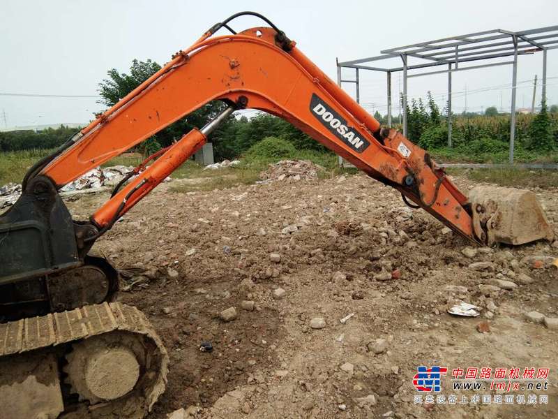 安徽出售转让二手8656小时2011年斗山DX60挖掘机