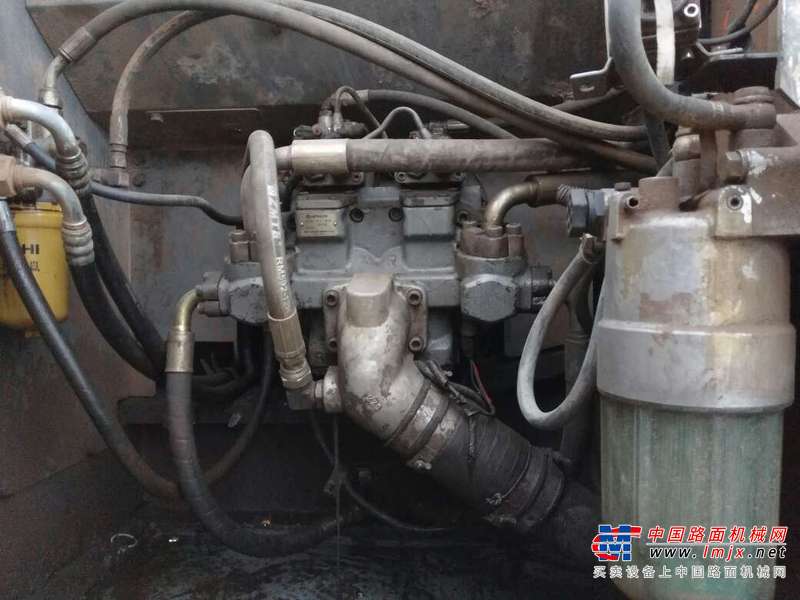 山西出售转让二手8200小时2009年日立ZX240挖掘机