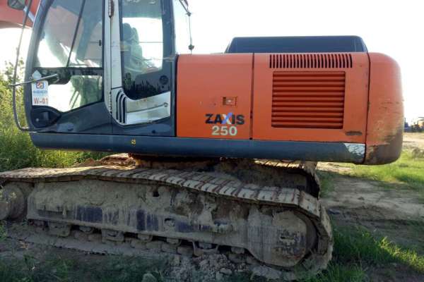 陕西出售转让二手5100小时2012年日立ZX240挖掘机