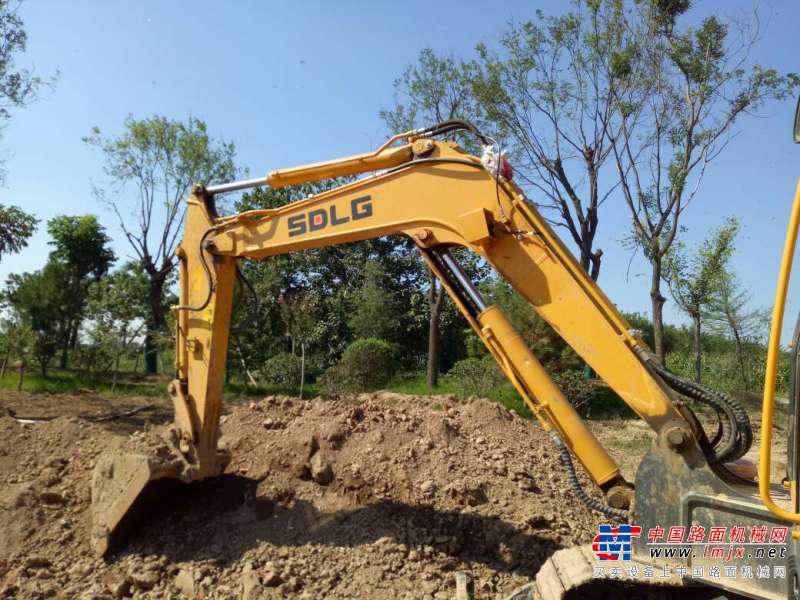 陕西出售转让二手2100小时2015年临工LG660E挖掘机
