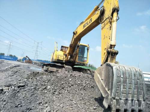 安徽出售转让二手10000小时2010年临工LG210挖掘机