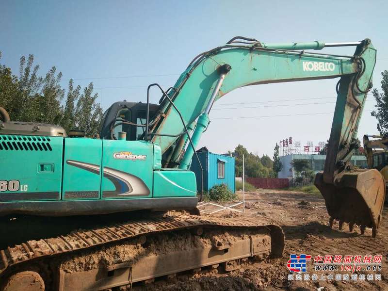 山东出售转让二手8600小时2010年神钢SK260LC挖掘机