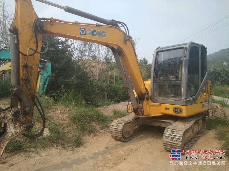 河北出售转让二手5000小时2013年徐工XE65D挖掘机