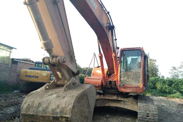 河北出售转让二手9000小时2008年斗山DH220挖掘机