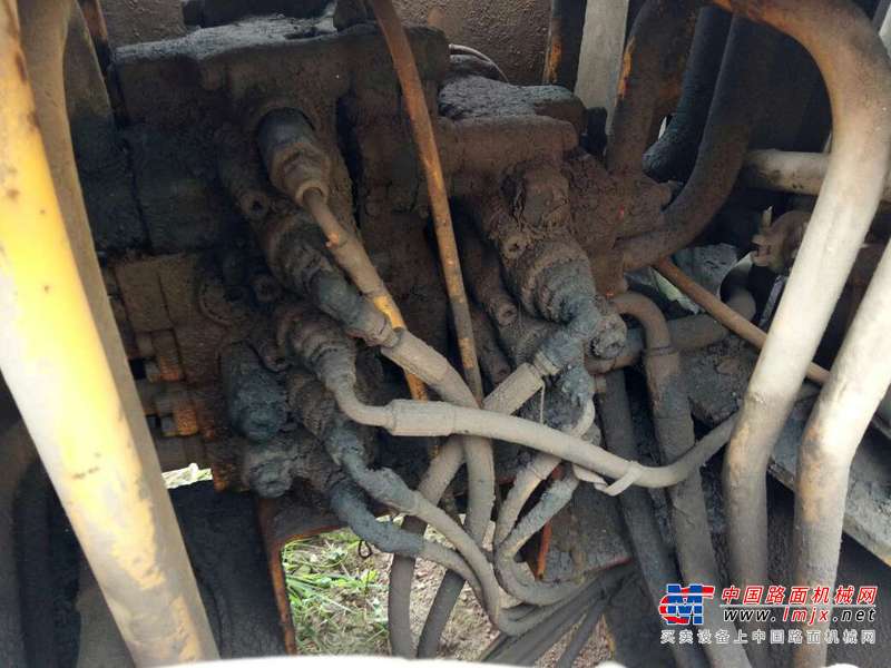 江西出售转让二手20000小时2004年现代R210LC挖掘机