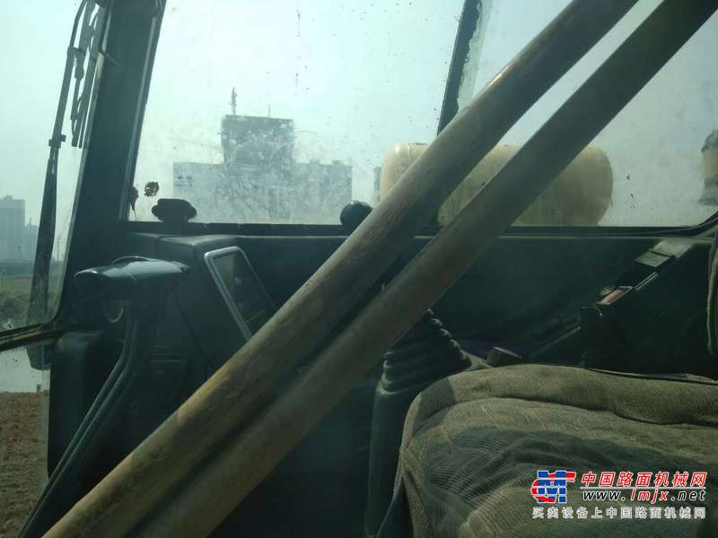 河北出售转让二手6000小时2010年现代R60挖掘机