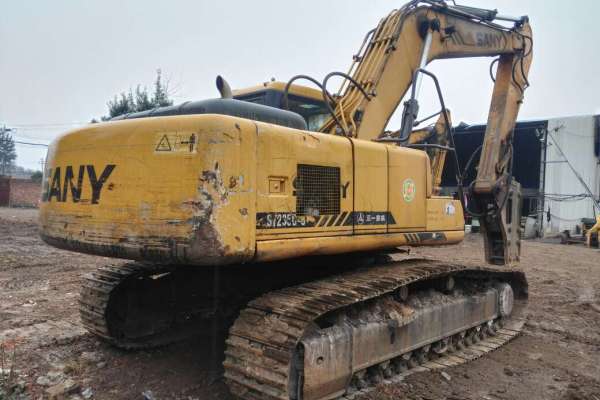 山西出售转让二手8900小时2009年三一重工SY215C挖掘机