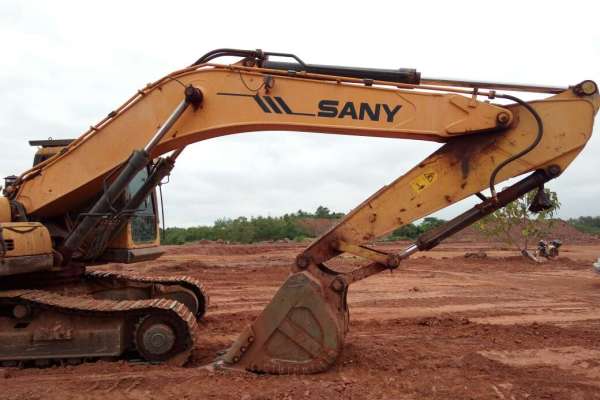 江西出售转让二手9000小时2013年三一重工SY365H挖掘机