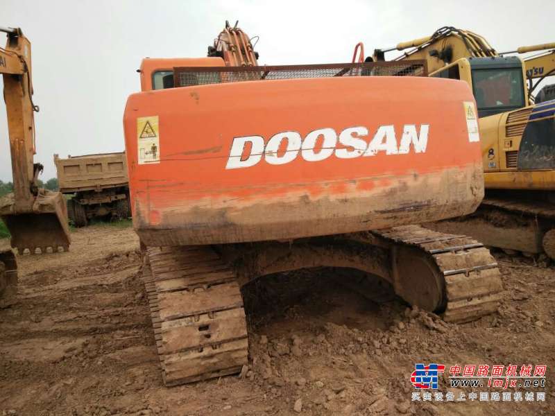 山东出售转让二手9800小时2010年斗山DH220LC挖掘机