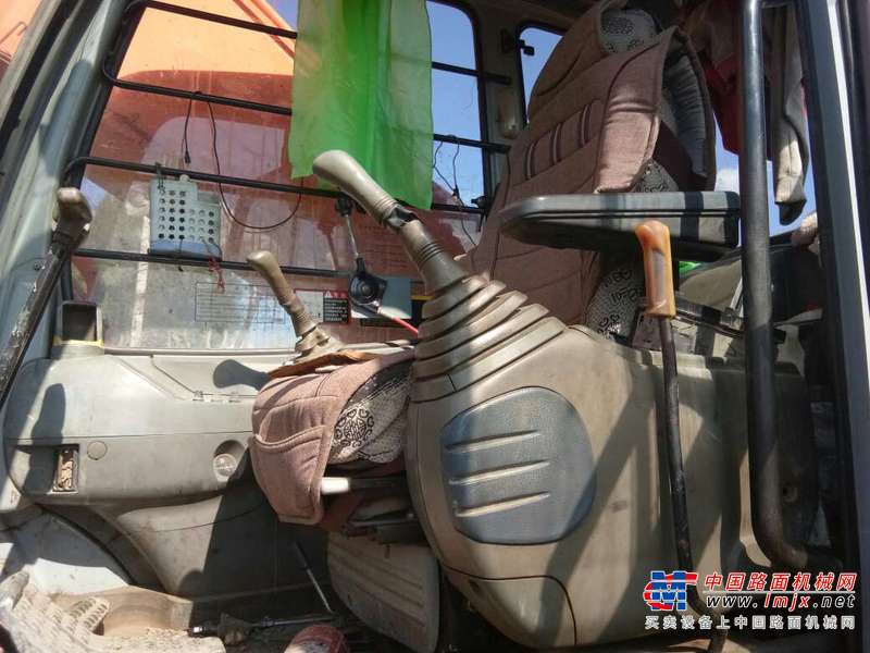 黑龙江出售转让二手23000小时2003年日立EX350挖掘机