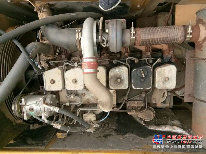 山东出售转让二手8000小时2006年柳工CLG220挖掘机