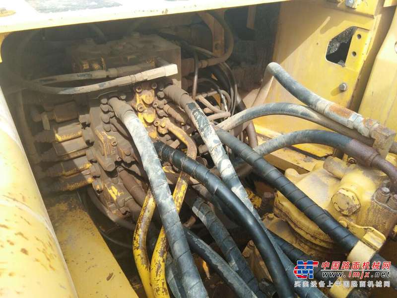 河北出售转让二手7800小时2012年小松PC240LC挖掘机