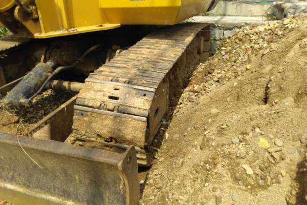 辽宁出售转让二手8000小时2011年福田雷沃FR60挖掘机