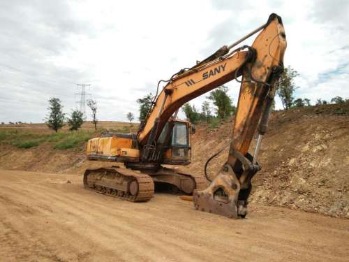 山东出售转让二手9800小时2012年三一重工SY305C挖掘机