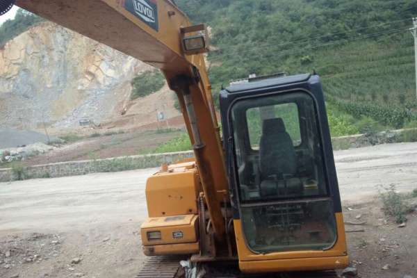 贵州出售转让二手6000小时2013年福田雷沃FR80H挖掘机