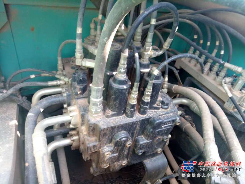 江西出售转让二手6800小时2012年神钢SK210LC挖掘机
