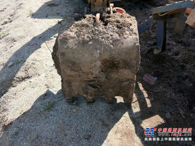 黑龙江出售转让二手3000小时2011年玉柴YC35挖掘机