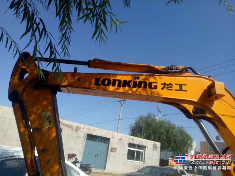 辽宁出售转让二手6000小时2010年龙工LG6060挖掘机